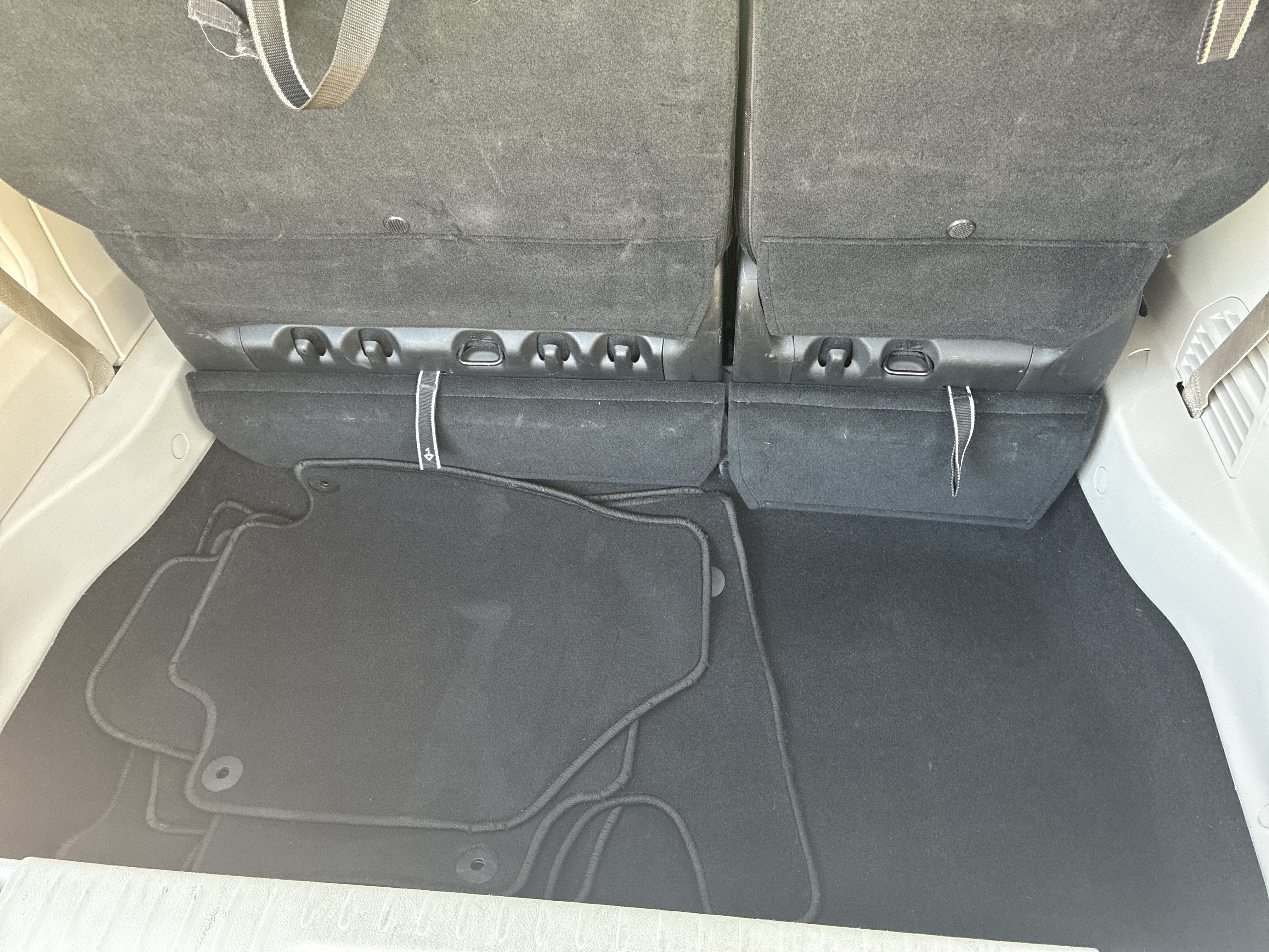 Used 2024 Chrysler Pacifica Touring-L FWD image 40
