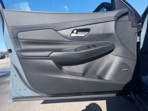 New 2026 Nissan Sentra SR w/ SR Premium Package FWD image 11