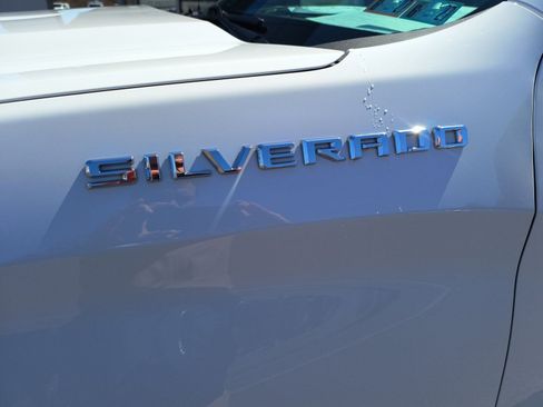 Used 2023 Chevrolet Silverado 1500 Custom image 28