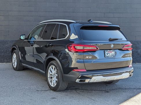 Used 2023 BMW X5 xDrive40i w/ Premium Package image 3