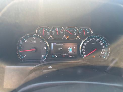 Used 2018 Chevrolet Silverado 1500 LT RWD image 11