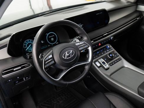 Used 2023 Hyundai Palisade SEL image 3