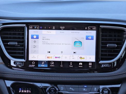 New 2026 Chrysler Pacifica Pinnacle image 20