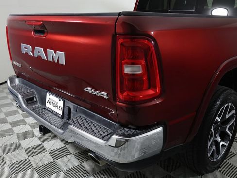 Used 2025 RAM 1500 Laramie AWD/4WD image 43