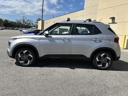 New 2026 Hyundai Venue SEL image 4