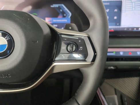 Used 2025 BMW X3 xDrive30i w/ Premium Package image 26