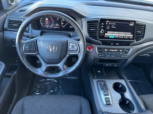Used 2025 Honda Ridgeline Sport image 14