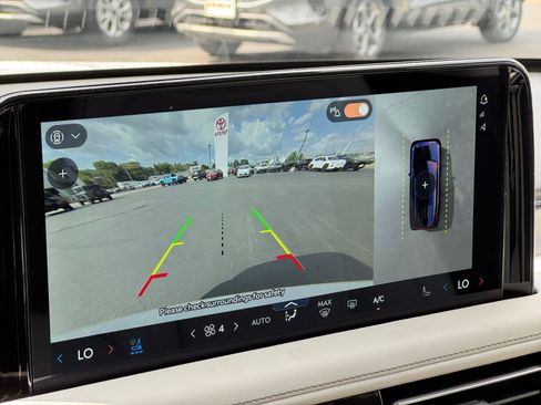 New 2026 Lincoln Aviator Reserve AWD/4WD image 22