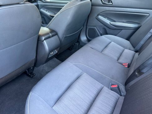 Used 2025 Nissan Altima 2.5 SV FWD image 25