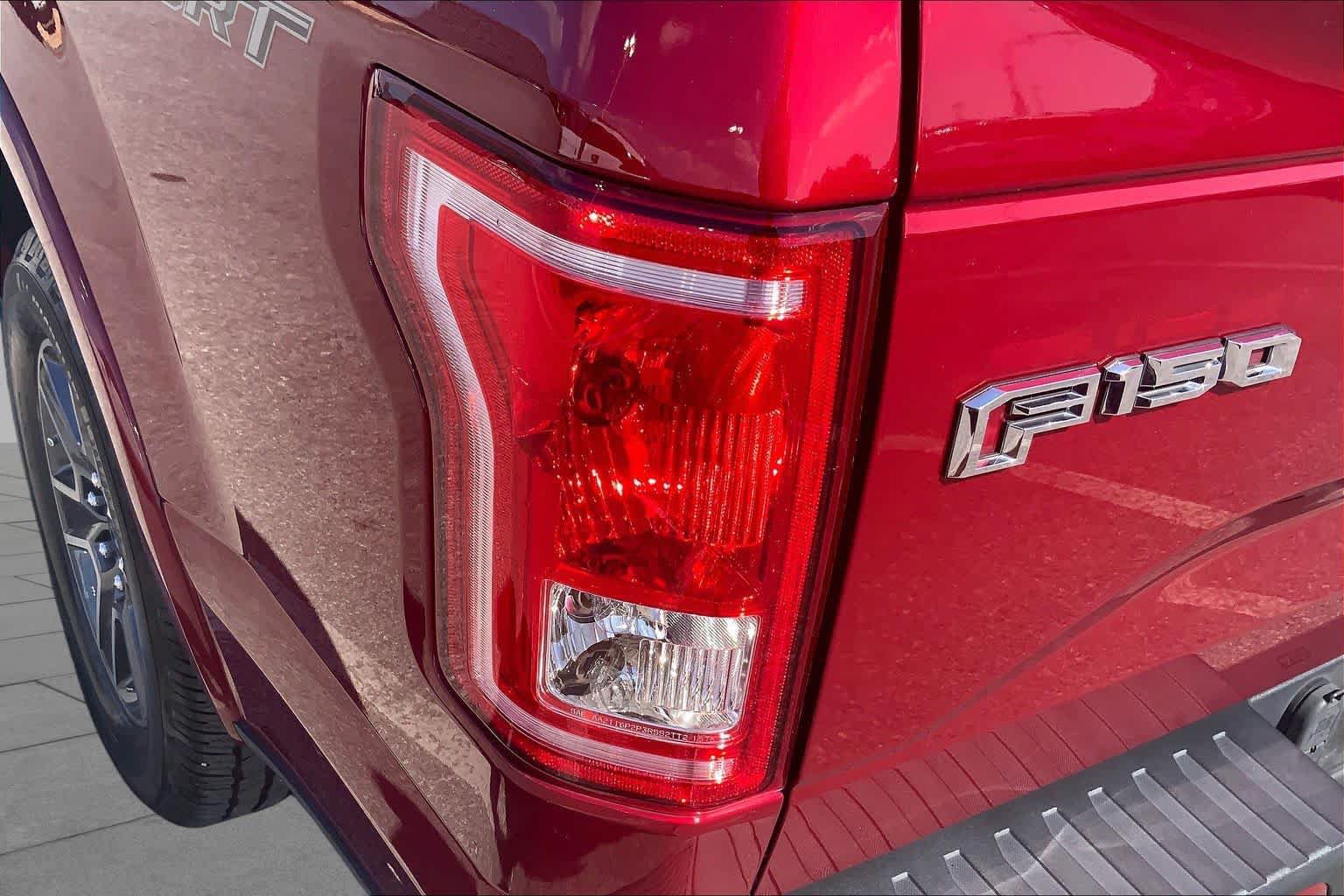 Used 2017 Ford F150 XLT w/ Equipment Group 302A Luxury RWD image 28