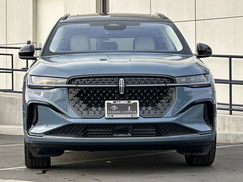 New 2026 Lincoln Nautilus Black Label w/ Jet Appearance Package image 8