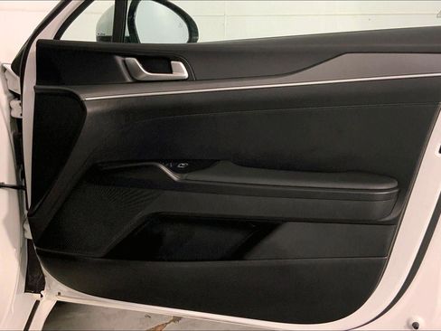 Used 2025 Kia K5 LXS FWD image 26