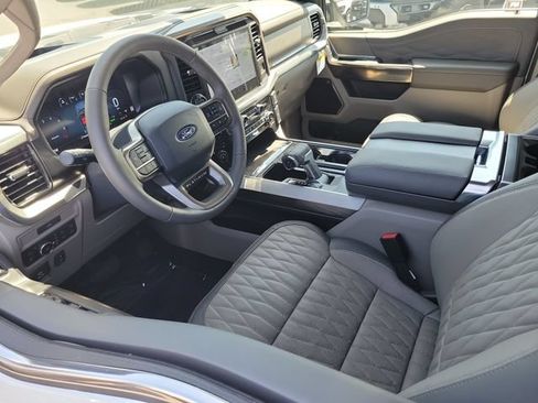 New 2026 Ford F150 Platinum w/ Equipment Group 703A Plus AWD/4WD image 3