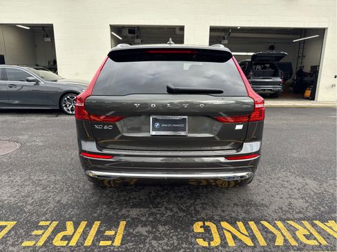Used 2022 Volvo XC60 T8 Inscription Expression w/ Advanced Package AWD/4WD image 5