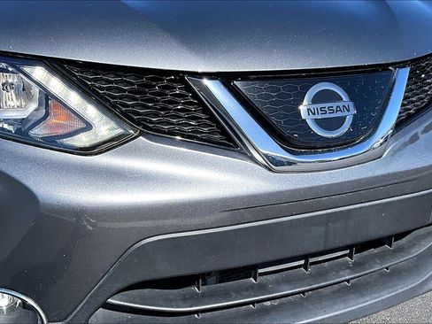 Used 2019 Nissan Rogue Sport SV w/ All-Weather Package FWD image 26