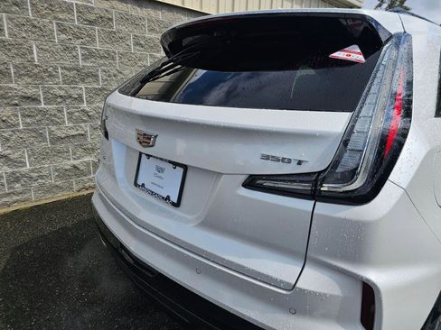 Used 2024 Cadillac XT4 Sport AWD/4WD image 18