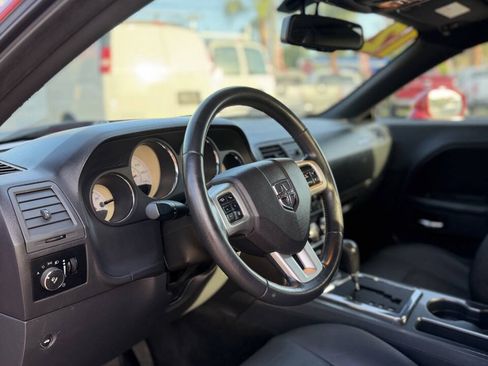 Used 2012 Dodge Challenger SXT Plus RWD image 19