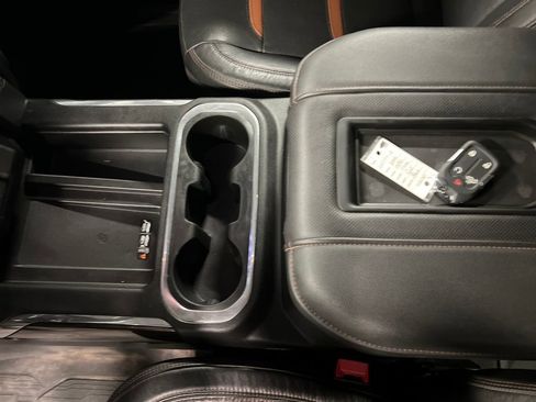 Used 2019 GMC Sierra 1500 SLE w/ SLE Value Package image 22