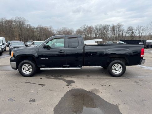 Used 2010 GMC Sierra 2500 SLT AWD/4WD image 2