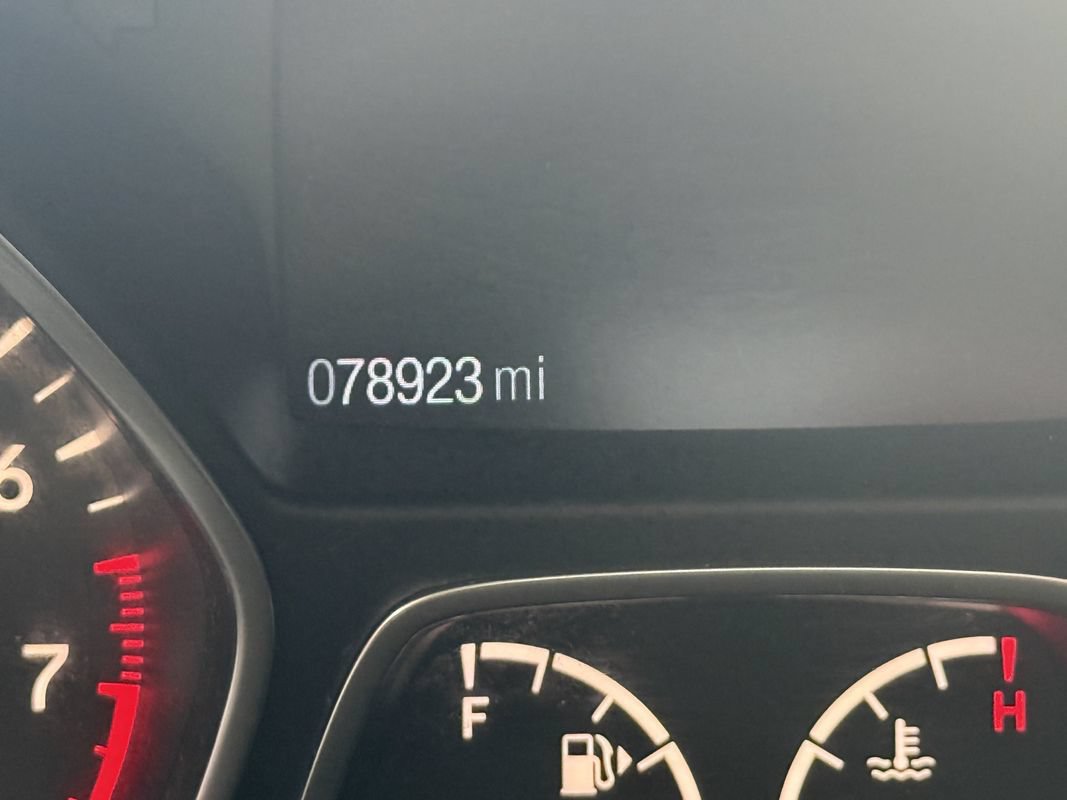 Used 2019 Ford Escape Titanium AWD/4WD image 14