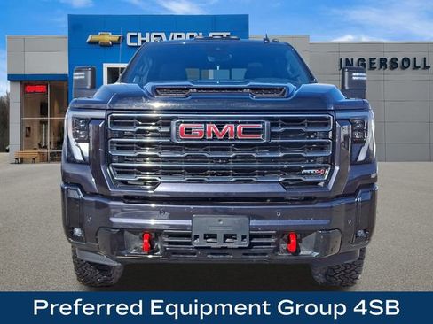 Used 2025 GMC Sierra 2500 AT4 w/ AT4 Premium Plus Package image 3