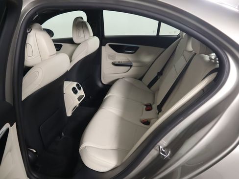 Certified 2022 Mercedes-Benz C 300 4MATIC Sedan image 22