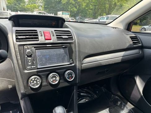 Used 2013 Subaru Crosstrek 2.0i Limited w/ Popular Pkg 2 AWD/4WD image 13
