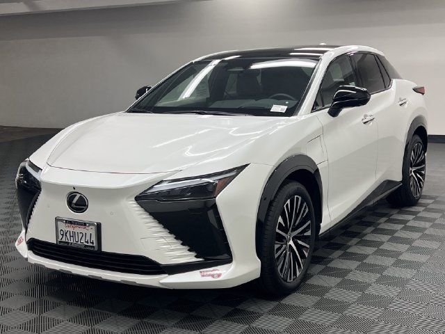 Certified 2023 Lexus RZ 450e Premium w/ Accessory Package (Z1) AWD/4WD image 2