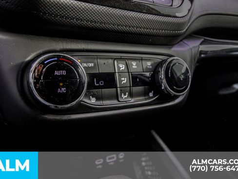 Used 2021 Chevrolet TrailBlazer LT w/ Convenience Package image 43