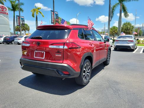 Used 2023 Toyota Corolla Cross AWD Hybrid image 11