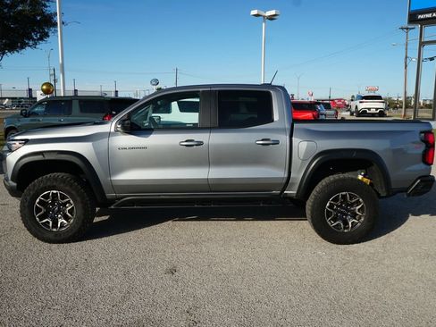 Used 2024 Chevrolet Colorado ZR2 w/ Safety Package image 10