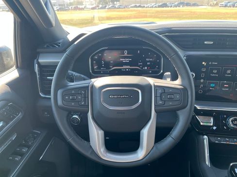 Used 2024 GMC Sierra 1500 Denali w/ Denali Reserve Package image 18