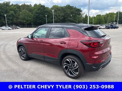 Used 2024 Chevrolet TrailBlazer RS w/ Convenience Package FWD image 5