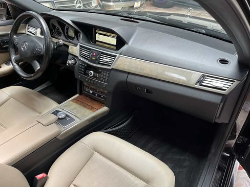 Used 2011 Mercedes-Benz E 350 4MATIC Sedan w/ Premium 2 Pkg image 37