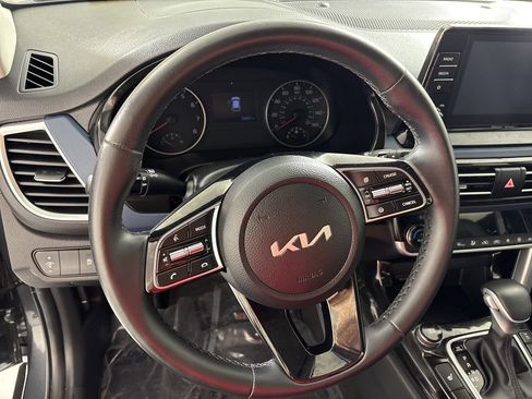 Used 2023 Kia Seltos S image 24