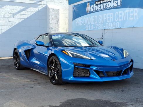 Used 2024 Chevrolet Corvette E-Ray w/ ZER Performance Package AWD/4WD image 1