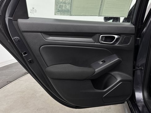 Used 2025 Honda Civic Sport image 23