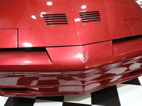 Used 1990 Pontiac Firebird Trans Am RWD image 18