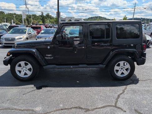 Used 2012 Jeep Wrangler Unlimited Sahara w/ Dual Top Group image 5