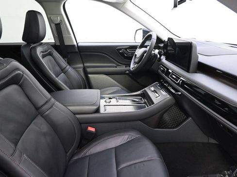 New 2026 Lincoln Aviator Reserve w/ Jet Appearance Package AWD/4WD image 16
