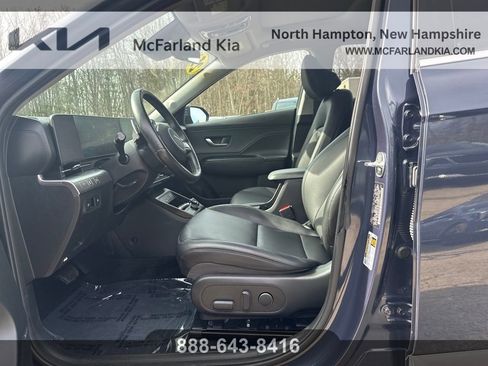 Used 2025 Hyundai Kona Limited image 10