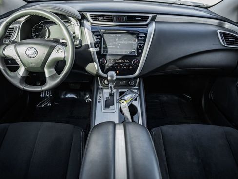 Used 2018 Nissan Murano SV image 21