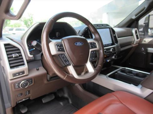 Used 2022 Ford F250 King Ranch w/ King Ranch Ultimate Package AWD/4WD image 18