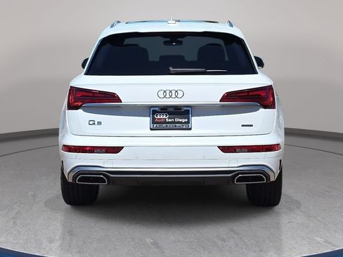 Used 2023 Audi Q5 2.0T Premium Plus w/ Premium Plus Package AWD/4WD image 7