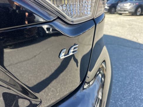 Used 2023 Toyota Corolla LE image 25