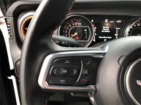 Used 2023 Jeep Gladiator Mojave image 22