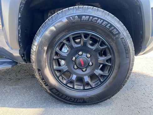 Used 2025 Toyota 4Runner TRD Off-Road Premium w/ Tow Technology Package image 24