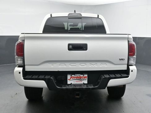 Used 2023 Toyota Tacoma TRD Off-Road w/ Technology Package image 7