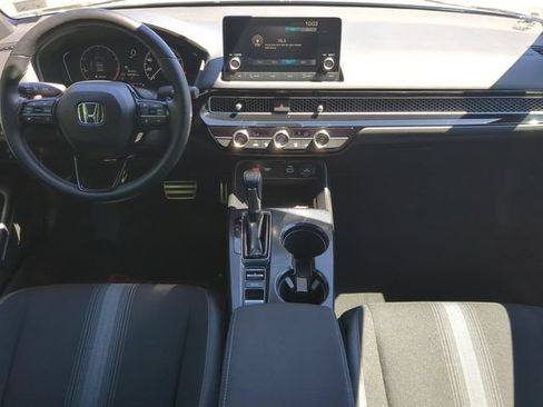 Used 2023 Honda Civic Sport image 13