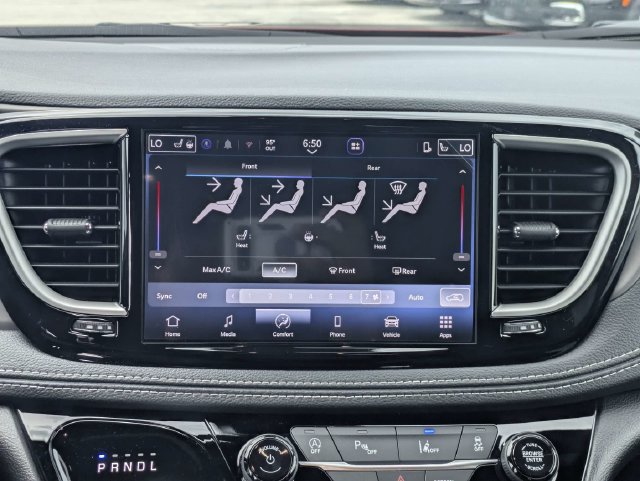 New 2027 Chrysler Pacifica Select FWD image 19